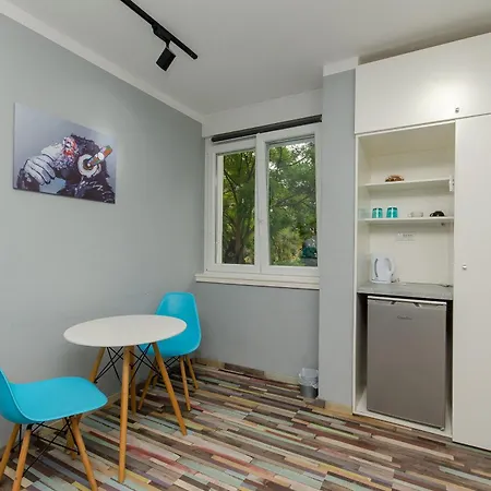 Malena ゲストハウス 3*