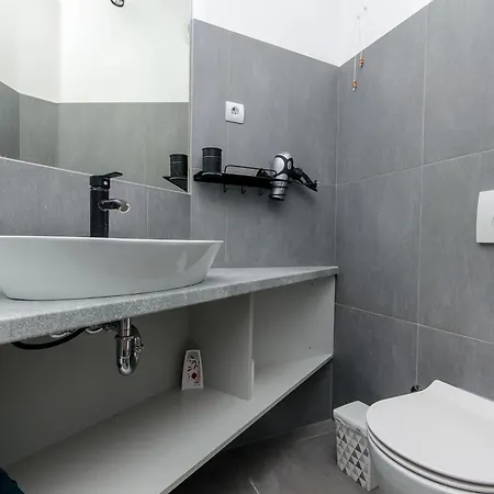 Gostinjska kuća Malena 3*